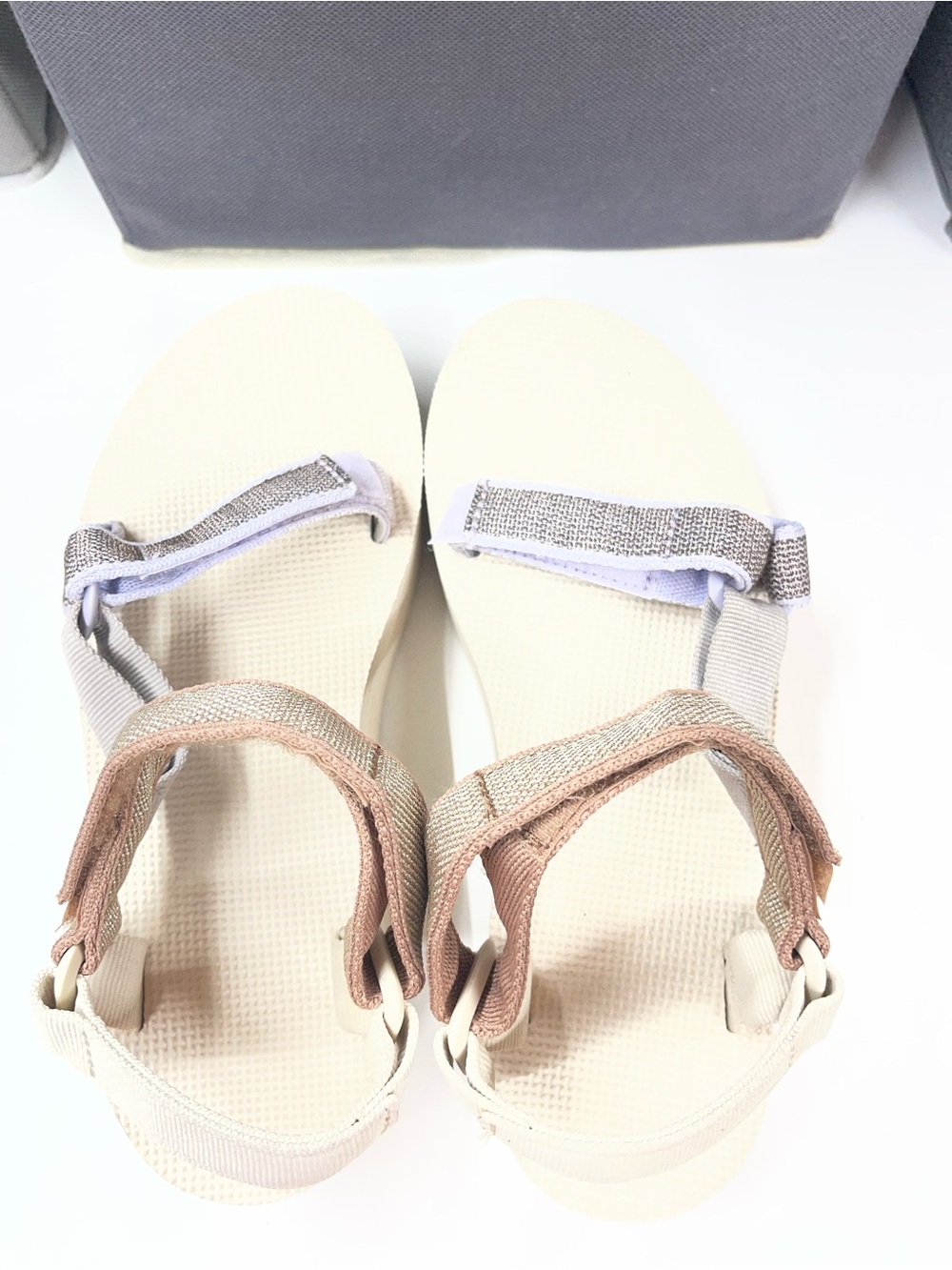 Teva Flatform Universal Karina sandals in a macaroon metallic multi colorway - Picture 2 of 8